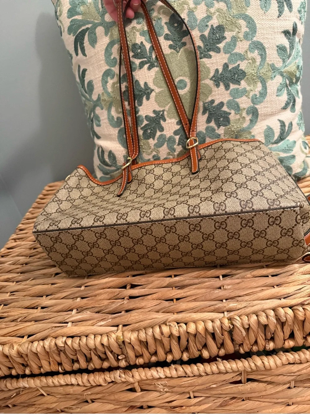 Beige GG Supreme Canvas Tote with Brown Leather Trim